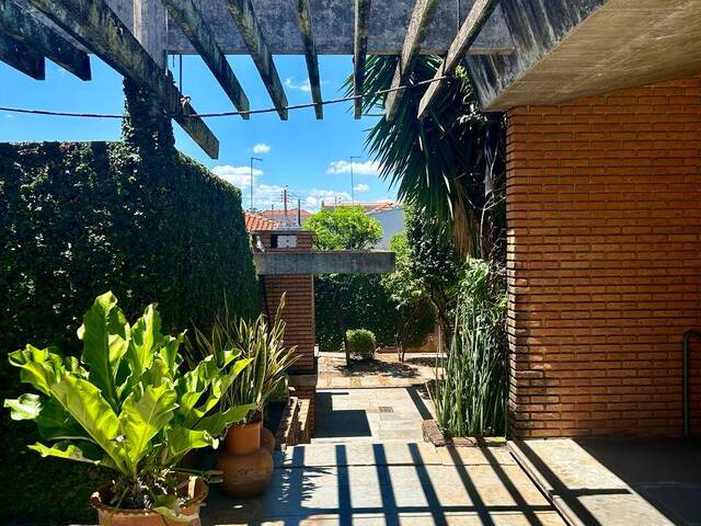 #4 - Casa para Venda em Catanduva - SP - 2