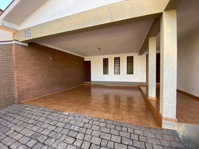 #25 - Casa para Venda em Catanduva - SP - 1