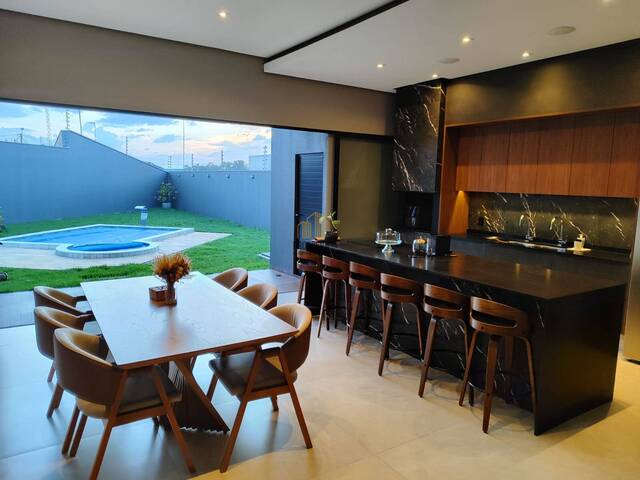 #35 - Casa para Venda em Catanduva - SP