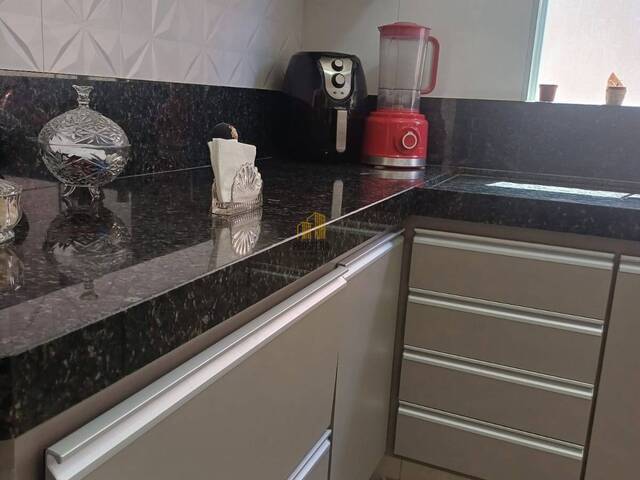 #111 - Casa para Venda em Catanduva - SP - 1