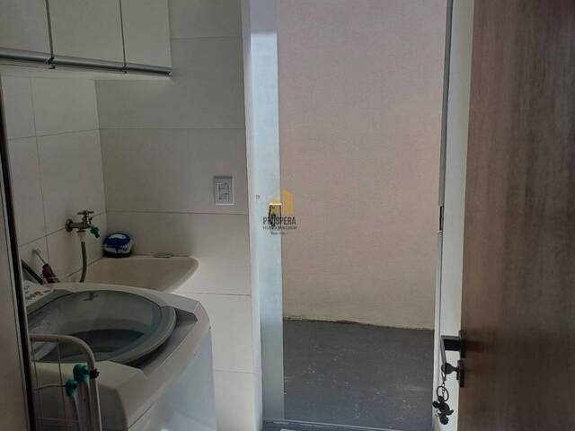 #111 - Casa para Venda em Catanduva - SP - 2