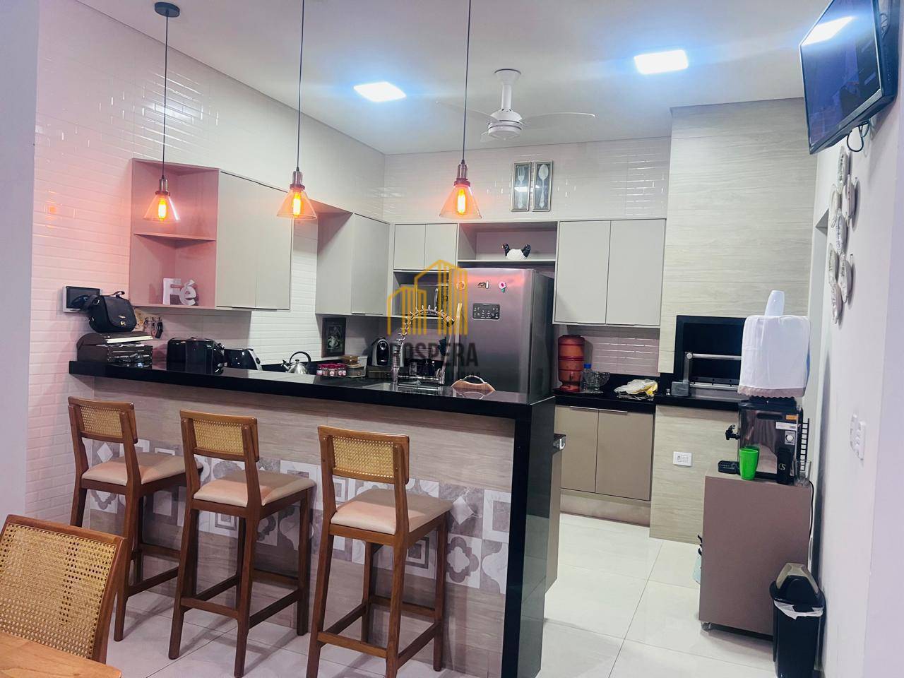 Casa, 3 quartos, 254 m² - Foto 1