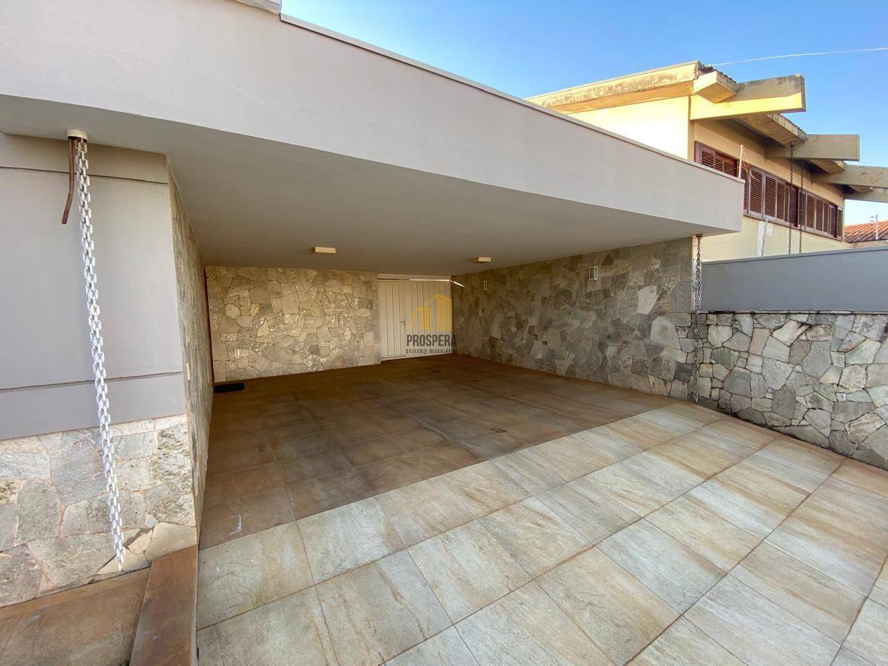 Casa, 4 quartos, 313 m² - Foto 2